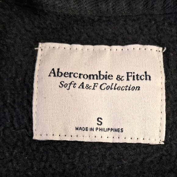 Abercrombie & Fitch Soft A&F Boxy Cropped Crewneck Sweater - Picture 10 of 11